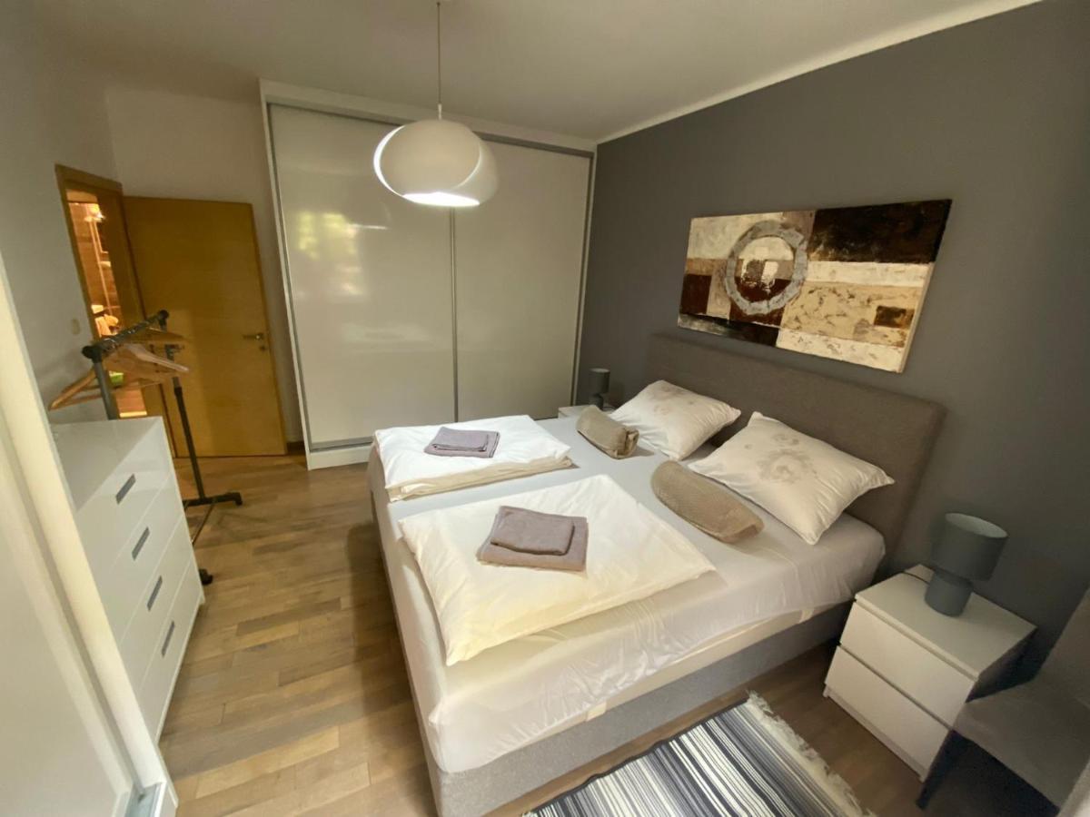Apartment Toro Spalato Esterno foto