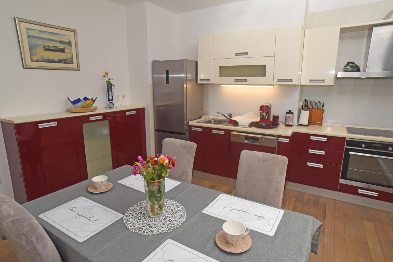 Apartment Toro Spalato Esterno foto